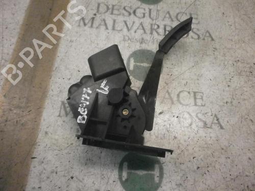 Used Pedal Pedal FORD TRANSIT Van (FA_ _) 2.0 DI (FAE_, FAF_, FAG_) (100 hp) 3737794 3737794