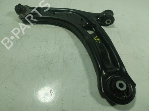 Used Left front suspension arm SEAT ATECA (KH7, KHP) 1.5 TSI (150 hp) 17164233
