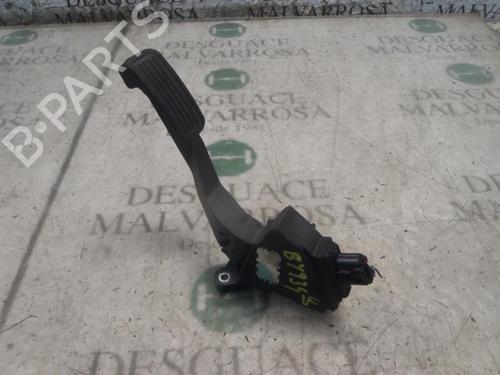 Used Pedal Pedal TOYOTA YARIS (_P9_) 1.0 VVT-i (KSP90_, KSP90R) (69 hp) 3811649 3811649
