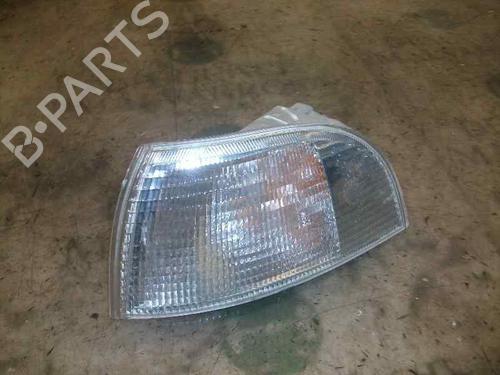 Used Left front indicator FIAT PUNTO (176_) 1.7 TD (176AT) (63 hp) 3783605
