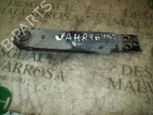Used Right rear suspension arm HONDA CIVIC VII Hatchback (EU, EP, EV) 1.6 i (EP2, EU8, EU6) (110 hp) 3762902