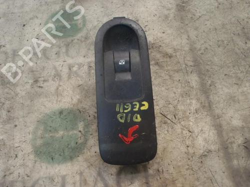 Used Right front window switch Right front window switch RENAULT SCÉNIC II (JM0/1_) 1.9 dCi (JM0G, JM12, JM1G, JM2C) (120 hp) 3815151 3815151