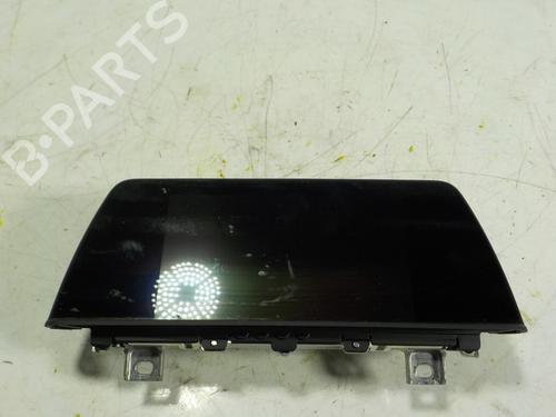 Used Display monitor BMW 3 (F30, F80) 318 i (136 hp) 9053234
