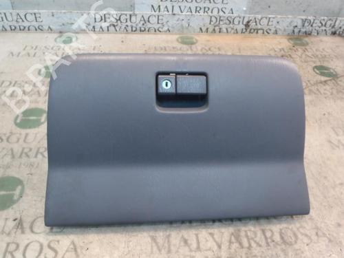 Used Glove box Glove box TOYOTA RAV 4 II (_A2_) 2.0 4WD (ACA21, ACA20) (150 hp) 3813900 3813900