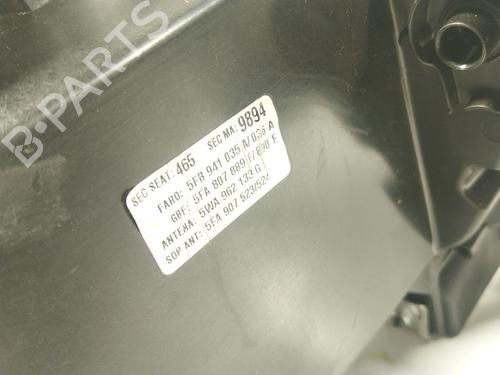 Left headlight SEAT LEON Sportstourer (KL8, KLD) 1.5 eTSI | BP33647005C28 - Image 6