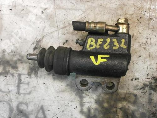 Used Clutch slave cylinder Clutch slave cylinder NISSAN ALMERA TINO (V10) 2.2 dCi (115 hp) 14267347 14267347