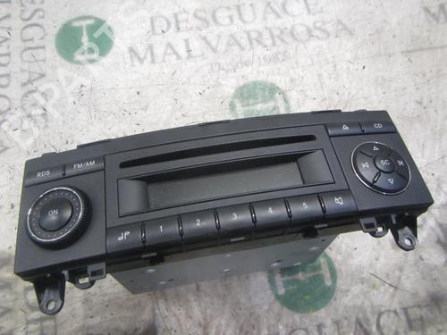 Used Radio MERCEDES-BENZ A-CLASS (W169) A 180 CDI (169.007, 169.307) (109 hp) 3829538