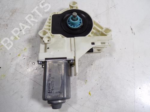 Used Right rear window motor Right rear window motor 7844306 7844306