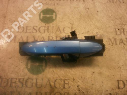Used Rear left exterior door handle Rear left exterior door handle FORD FIESTA VI (CB1, CCN) 1.4 TDCi (70 hp) 3801993 3801993