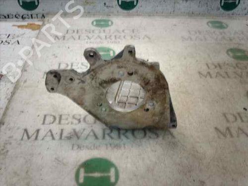 Used Support CITROËN XSARA (N1) 1.9 D (68 hp) 14293345