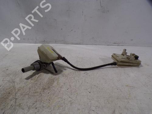Used Brake master cylinder Brake master cylinder PEUGEOT 3008 I MPV (0U_) [2009-2017] 8257469 8257469