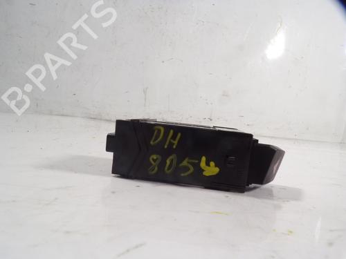 Warning switch LEXUS UX (_AA1_, _AH1_, _MA1_) | BP8917272I22 - Image 2