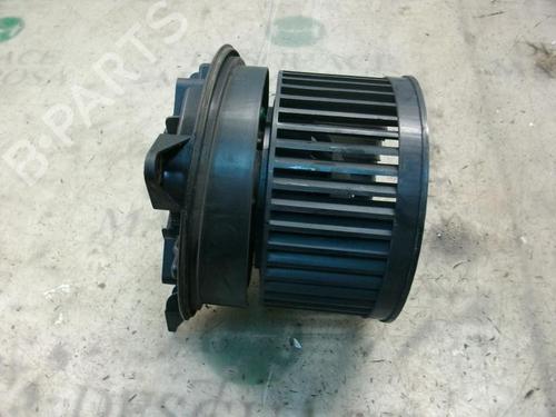 Used Heater blower motor FORD MONDEO III Saloon (B4Y) 2.0 16V TDDi / TDCi (115 hp) 3779678