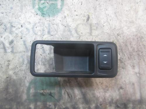 Used Left rear window switch Left rear window switch FORD KUGA I 2.0 TDCi (140 hp) 3832181 3832181