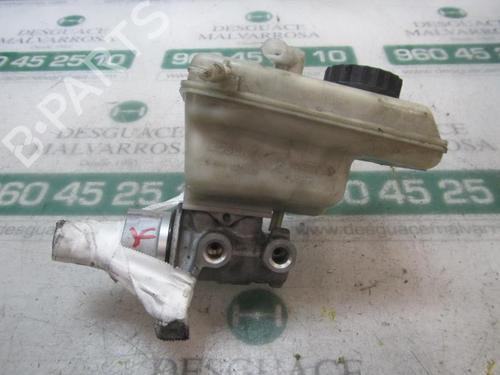 Used Brake master cylinder RENAULT LAGUNA III Grandtour (KT0/1) [2007-2015]  3991699