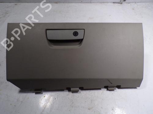 Used Glove box Glove box LANCIA VOYAGER MPV (404_) 2.8 CRD (RT, 53) (178 hp) 7194576 7194576