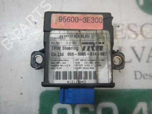Elektronisk modul KIA SORENTO I (JC) 2.5 CRDi 4WD (140 hp) 3876131