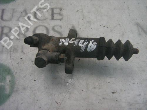 Used Clutch slave cylinder Clutch slave cylinder MITSUBISHI SPACE STAR MPV (DG_A) 1.6 16V (DG3A) (98 hp) 14296072 14296072