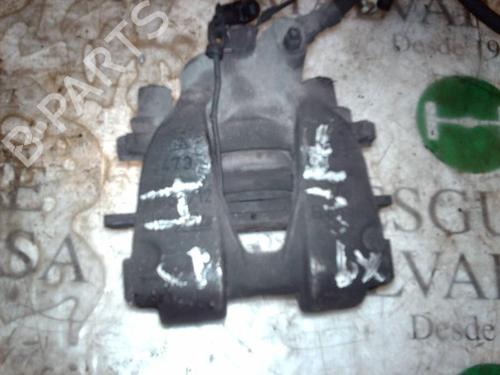Used Left front brake caliper Left front brake caliper FIAT BRAVA (182_) 1.4 12 V (182.BA) (80 hp) 11555558 11555558