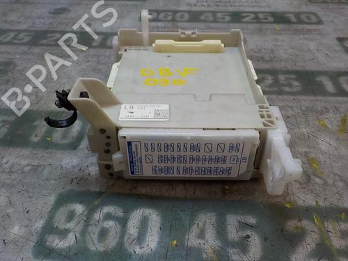 Fuse box TOYOTA YARIS (_P1_)  | BP3863303E1 