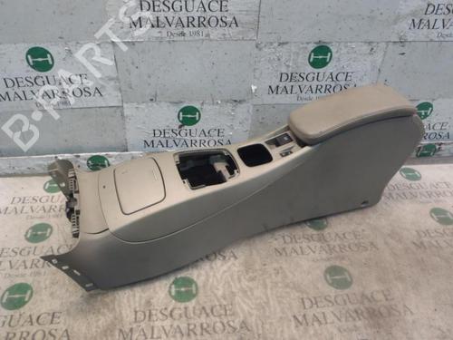 Armrest / Center console RENAULT LAGUNA III (BT0/1) 2.0 dCi (BT01, BT08, BT09, BT0E, BT0K, BT12, BT1C, BT1D,... BP7152260I20