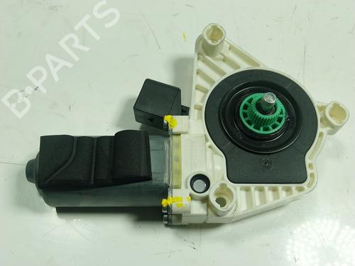 Right rear window motor MERCEDES-BENZ CLA Shooting Brake (X117) CLA 220 CDI / d (117.903) | BP17530670E22 