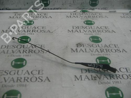 Used Rear windshield wiper arm Rear windshield wiper arm RENAULT 19 I (B/C53_) [1988-1994] 3775375 3775375
