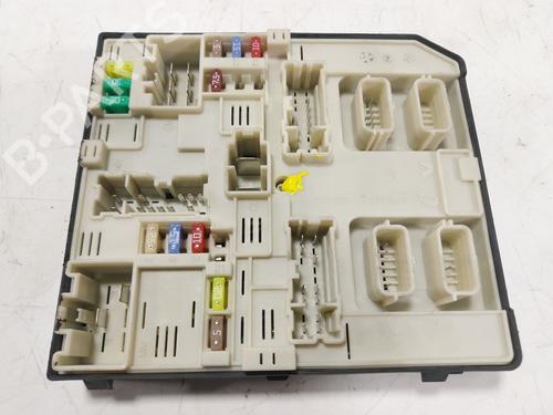 fuse-box-renault-zoe-bfm_-2012-34534665 main image
