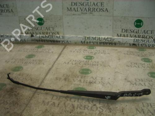 Used Front windshield wiper arm Front windshield wiper arm RENAULT ESPACE IV (JK0/1_) 1.9 dCi (JK0U, JK0G) (120 hp) 3747738 3747738