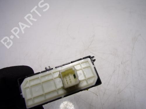 Switch TOYOTA YARIS (_P21_, _PA1_, _PH1_) 1.5 Hybrid (MXPH11) | BP16745447I30 