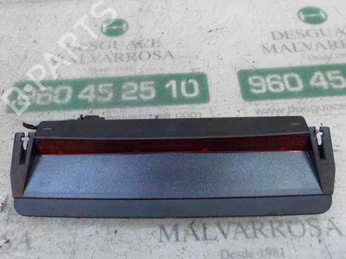 Centralt baglys Centralt baglys VW PASSAT B7 (362) 1.6 TDI (105 hp) 10968974 10968974