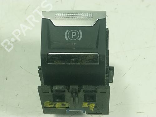 Used Hand brake Hand brake PEUGEOT 208 II (UB_, UP_, UW_, UJ_) e-208 (136 hp) 25036608 25036608