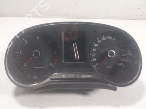 Used Instrument cluster VW POLO V (6R1, 6C1) 1.6 TDI (90 hp) 17865485