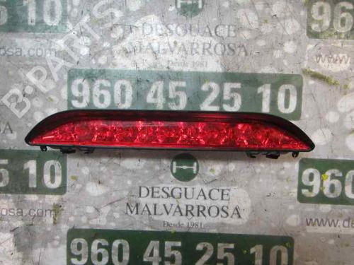 Used Rear center light Rear center light CHEVROLET AVEO / KALOS Hatchback (T250, T255) 1.2 (84 hp) 10968855 10968855