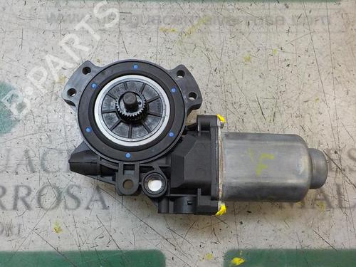 Used Right front window motor KIA CEE'D Hatchback (ED) 1.6 CRDi 115 (115 hp) 4004041