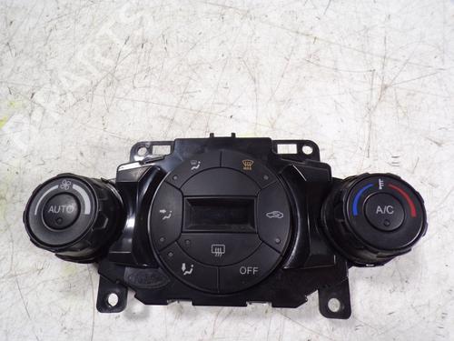 Used Climate control Climate control FORD FIESTA VI (CB1, CCN) 1.0 EcoBoost (100 hp) 8892427 8892427