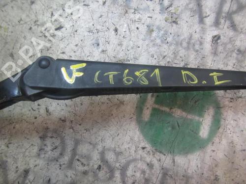 Front windshield wiper arm PEUGEOT 106 II (1A_, 1C_) 1.1 i | BP3831960C143 