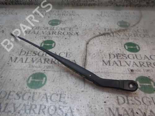 Used Front windshield wiper arm Front windshield wiper arm OPEL MERIVA A MPV (X03) 1.7 CDTI (E75) (100 hp) 3827093 3827093