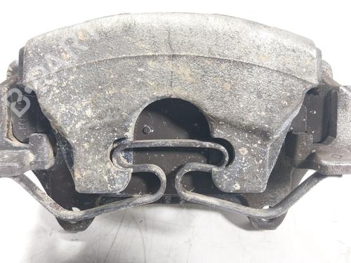 Used Left front brake caliper Left front brake caliper VOLVO XC60 II (246) D4 Polestar (200 hp) 27867831 27867831