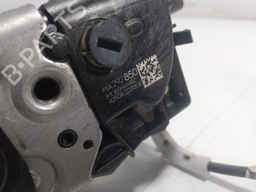 Front left lock OPEL CORSA F (P2JO) 1.2 (68) | BP17659629C98 