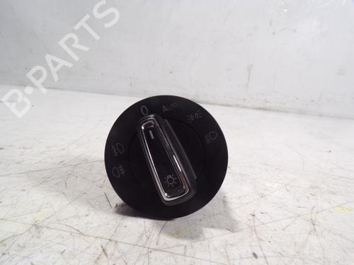 Used Headlight switch SEAT LEON (5F1) [2012-2021]  8668458