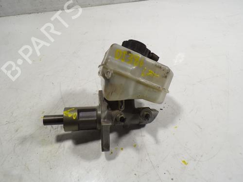 Used Brake master cylinder BMW 1 (E87) 120 d (177 hp) 9162380