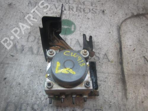 Used ABS pump RENAULT CLIO III Grandtour (KR0/1_) 1.5 dCi (KR0F) (86 hp) 3838377