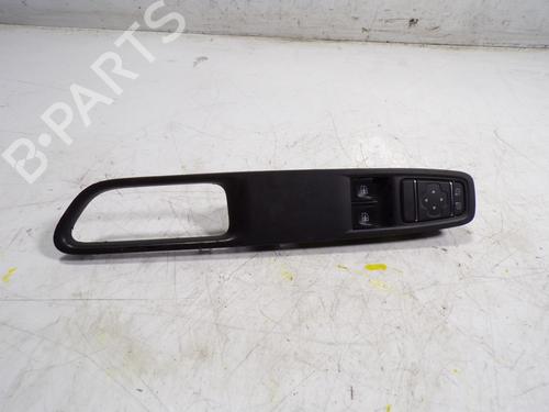 Used Left front window switch Left front window switch RENAULT CLIO IV (BH_) 1.5 dCi 90 (90 hp) 9443892 9443892