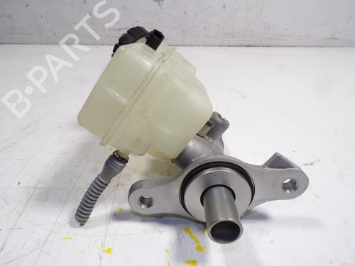 Used Brake master cylinder Brake master cylinder RENAULT CLIO IV (BH_) 0.9 TCe 90 (BHNF, BHMA, BHMH, BHJK, BHJR) (90 hp) 8917284 8917284