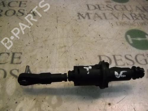Used Clutch slave cylinder PEUGEOT 407 SW (6E_, 6D_) 2.0 HDi 135 (136 hp) 14266374