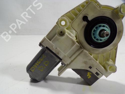Right front window motor LAND ROVER RANGE ROVER SPORT I (L320) 2.7 D 4x4 | BP8338066E20 