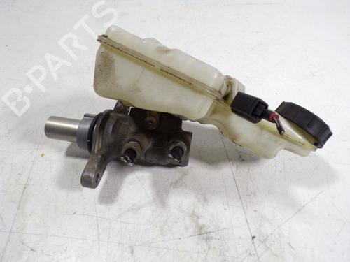 Brake master cylinder FORD FOCUS III Hatchback Van | BP8176471M77 - Image 2