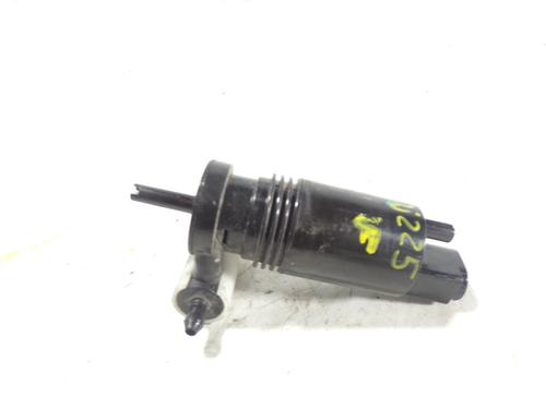 Used Washer pump Washer pump MERCEDES-BENZ B-CLASS Sports Tourer (W246, W242) B 180 CDI / d (246.212) (109 hp) 14287204 14287204