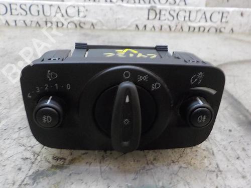 Used Headlight switch Headlight switch FORD FIESTA VI (CB1, CCN) 1.0 EcoBoost (100 hp) 3848202 3848202
